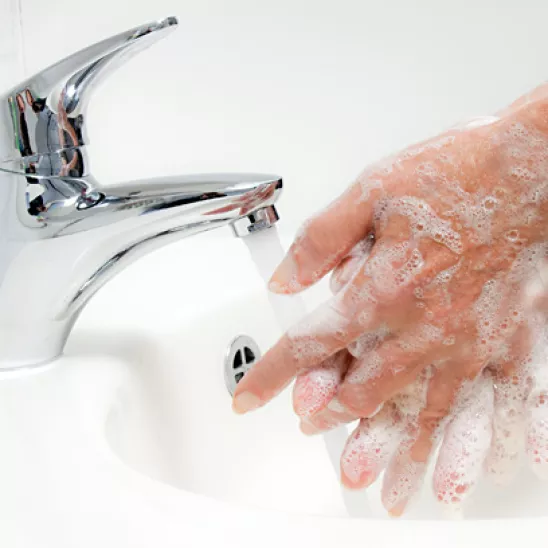 Käsihygienia ja käsien pesu on tärkeää.
