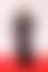  Näyttelijä Sophie Cookson säkenöi Giorgio Armanin suunnittelemassa luomuksessa. ”Mikä mahtava syy tälläytyä ja juhlia”, Cookson ­päivitti Insta-tililleen.  © Ian West / PA Images / MVPhotos