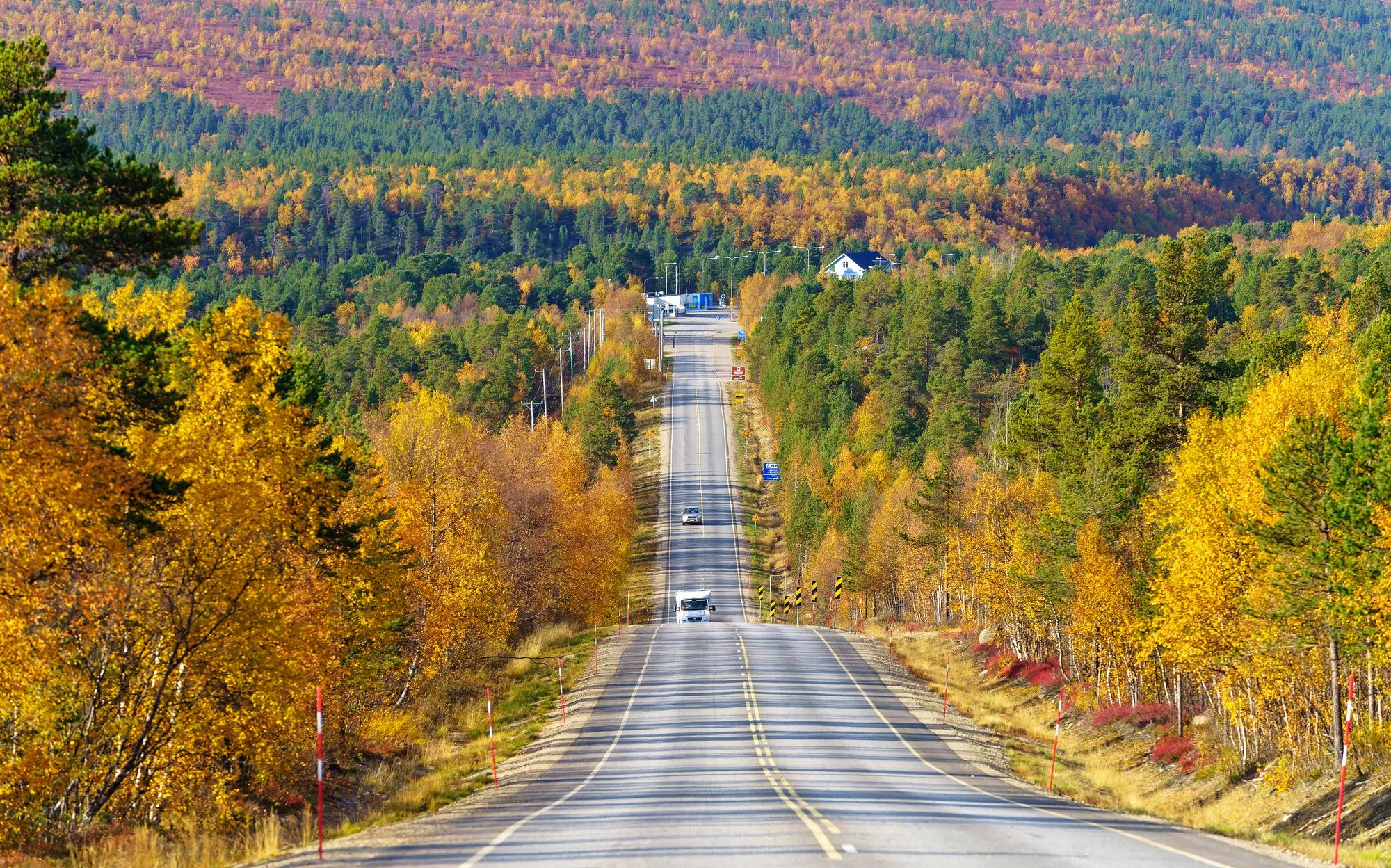 Tenontie on Suomen kaunein tie – Lapin maisemat lumoavat ruskan upeissa  sävyissä