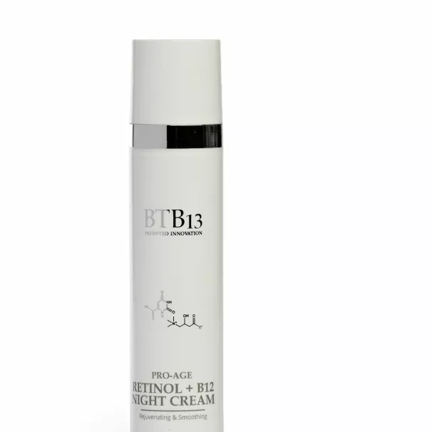 Ihon uusiutumista tukeva BTB13 Retinol+B12 -yövoide lisää ihon hehkua. 50 ml noin 76 €.