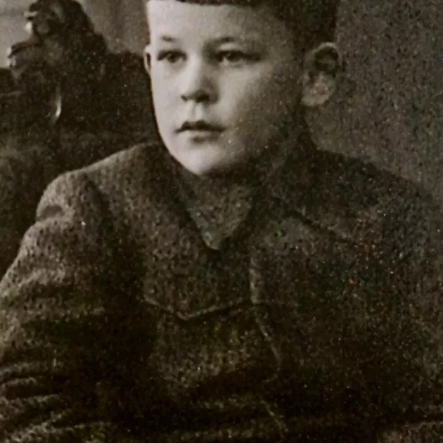 Koulu­poikana Eero kävi Pietarsaaressa.
