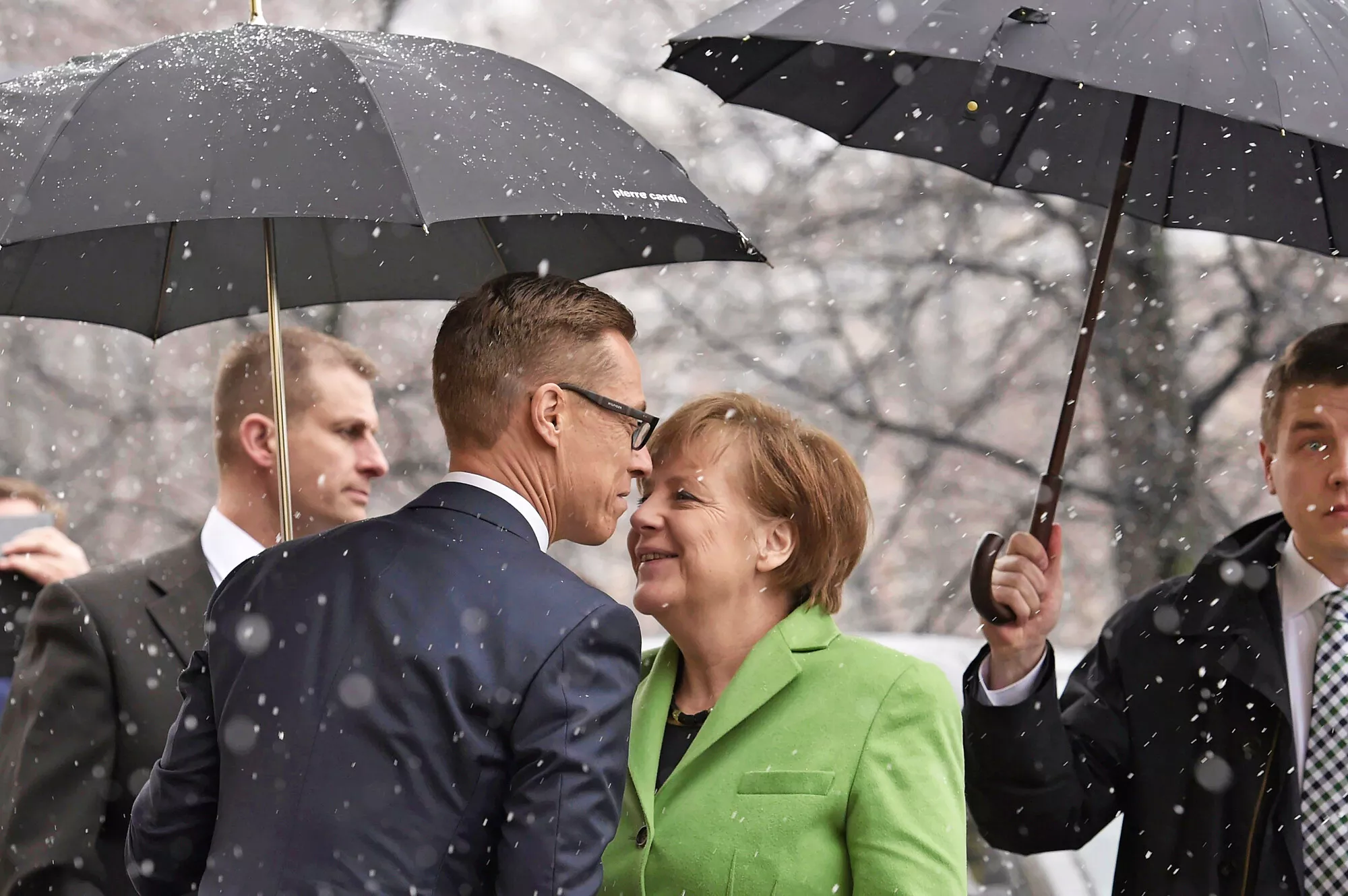 Saksan liittokansleri Angela Merkel tapasi Stubbin lämpimissä merkeissä maaliskuussa 2015.