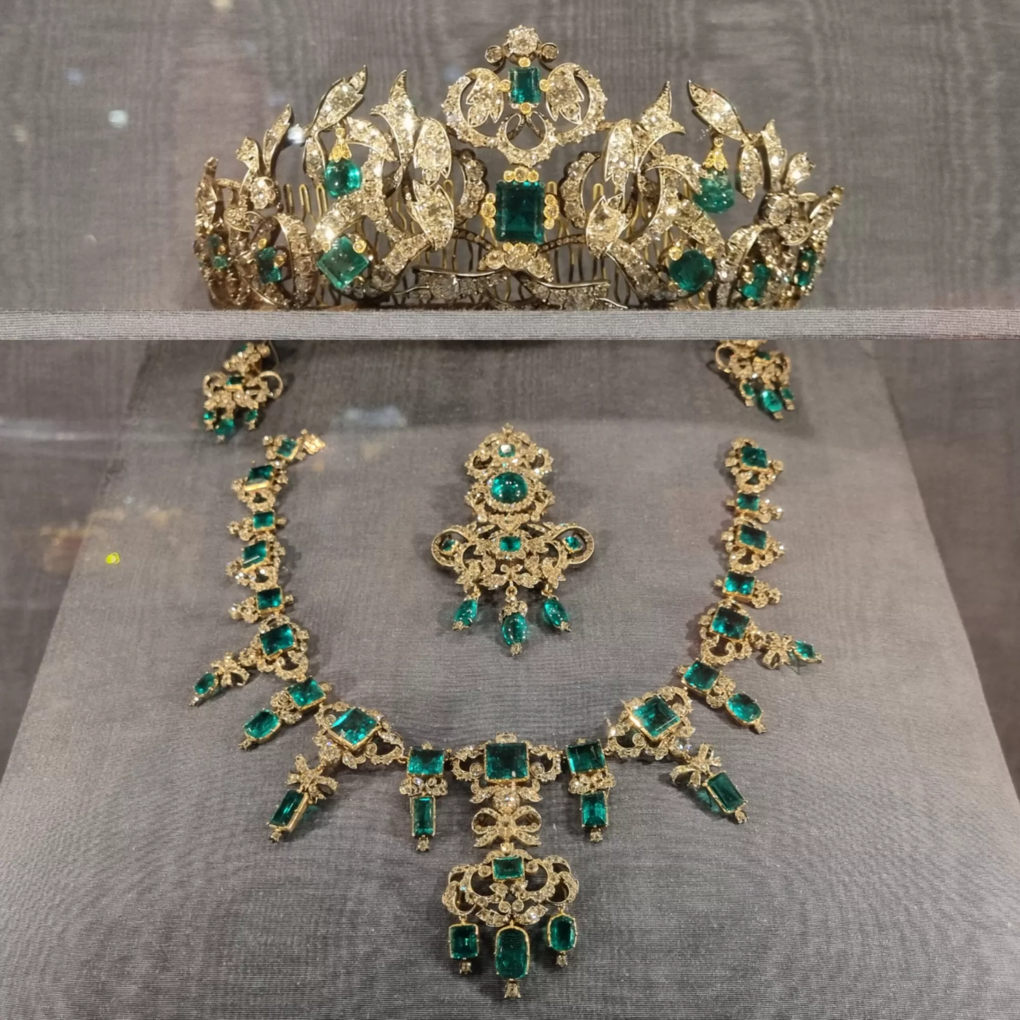 Tanskan kruunujalokivien smaragdisetin seuraava kantaja on uusi kuningatar Mary.