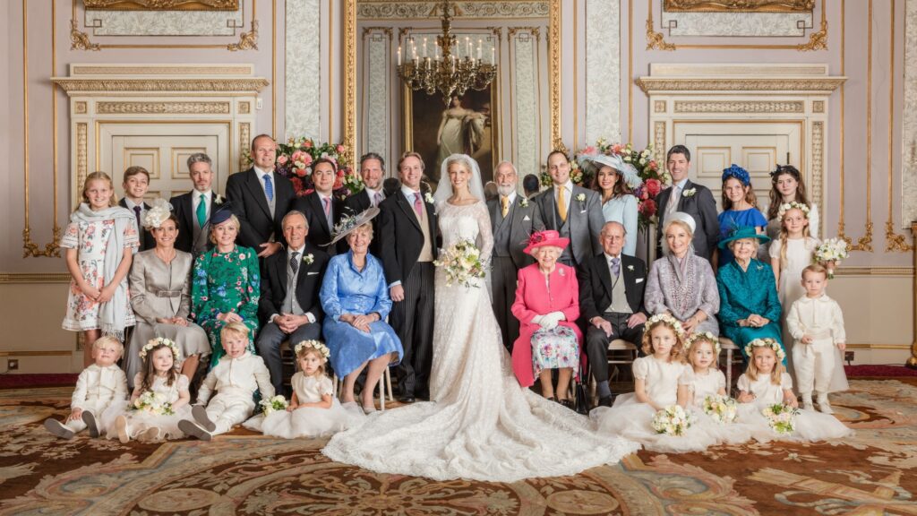 Kuningatar Elisabetin serkut prinssi Michael ja prinsessa Alexandra lady gabriella Windsorin häissä.