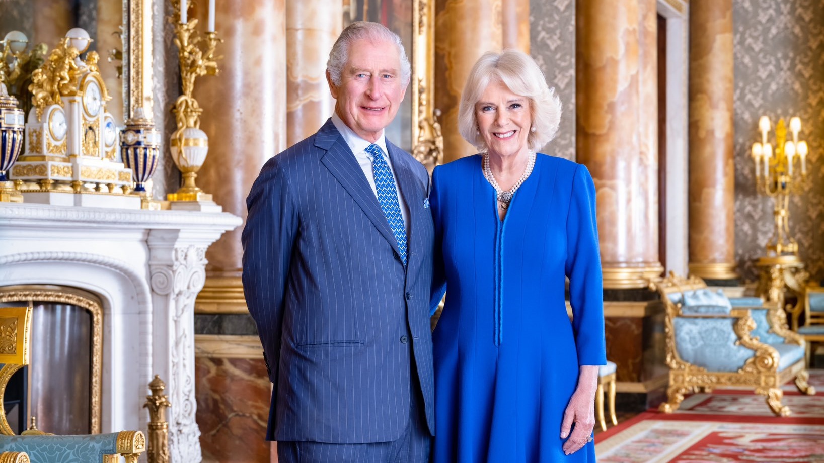 Kuningas Charlesin kruunajaiset ovat vuoden odotetuimpia tapahtumia. Hovi julkaisi lähestyvän juhlan kunniaksi uuden kuvan kuningasparista Buckinghamin palatsissa.