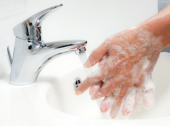 Käsihygienia ja käsien pesu on tärkeää.