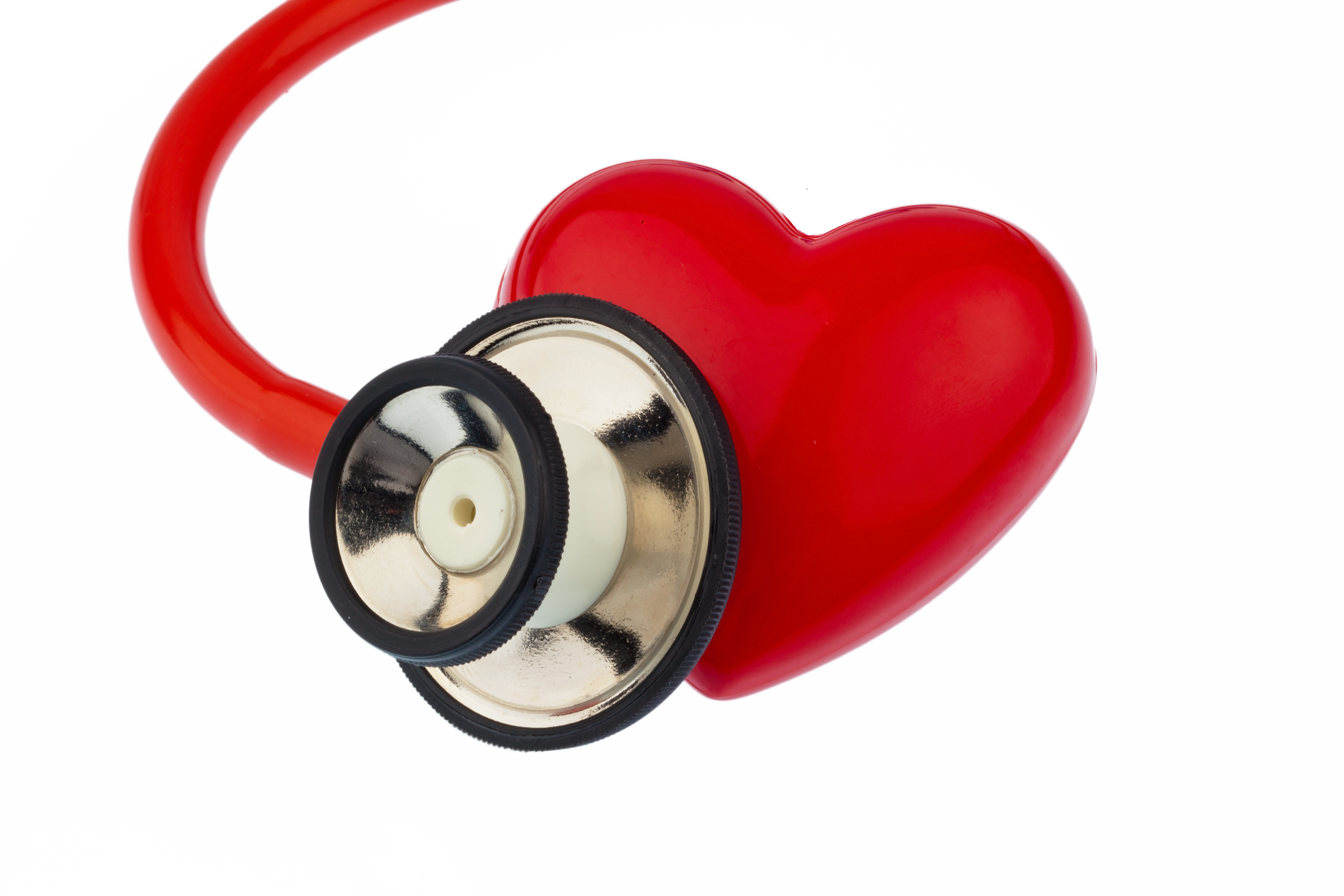 Sydämen vajaatoiminta: Stetoskooppi kuuntelee sydäntä