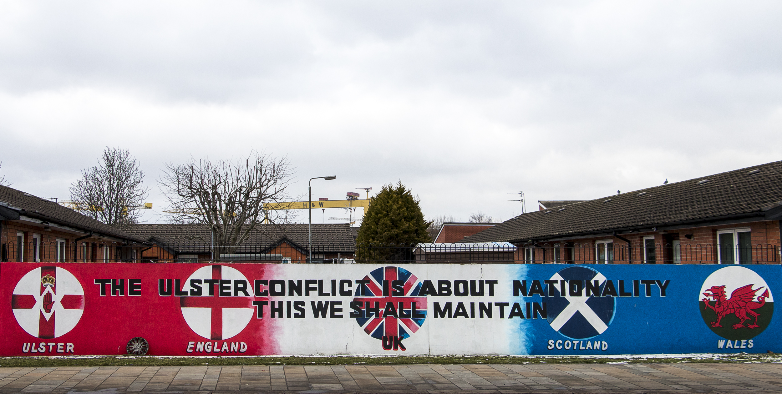 Lojalistinen seinämaalaus muistuttaa, että Ulster eli Pohjois-Irlanti kuuluu edelleen Yhdistyneeseen kuningaskuntaan.
