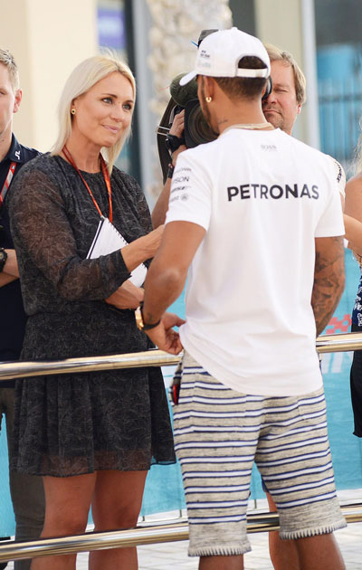 Vuoden 2017 päätösosakilpailussa Abu Dhabissa haastattelussa torstain mediapäivänä Lewis Hamilton. 