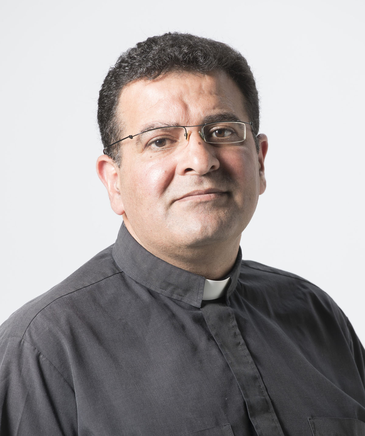Ramez Ansara on Helsingin Herttoniemen seurakunnan arabiankielisen seurakuntatyön pastori.