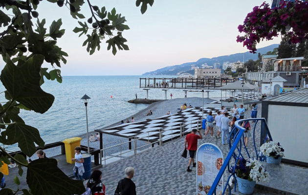 Jalta on Krimin matkailun kruununjalokivi