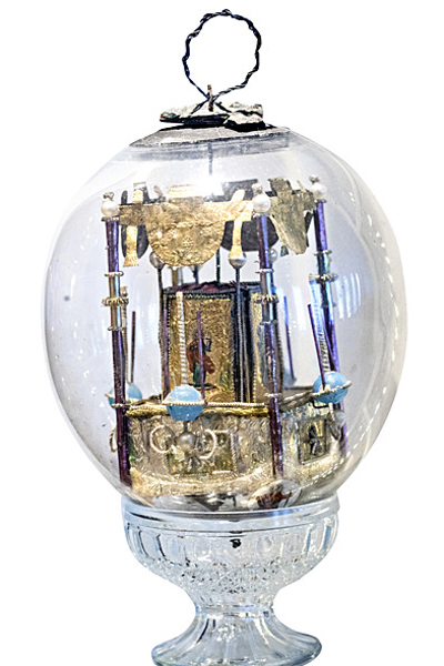 Loviisan ortodoksisesta kirkosta löytynyt lasipallo