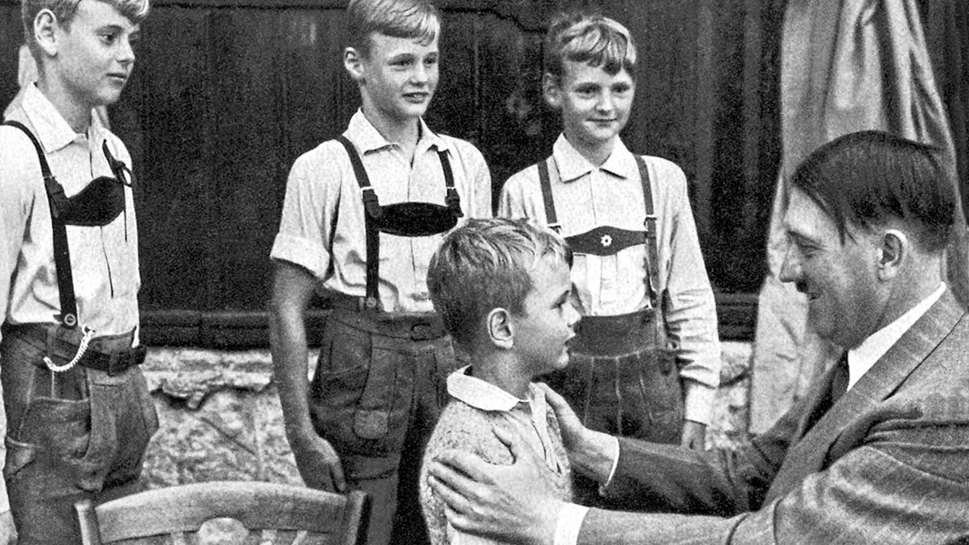 Немецкие дети в россии. Гитлерюгенд 1945.