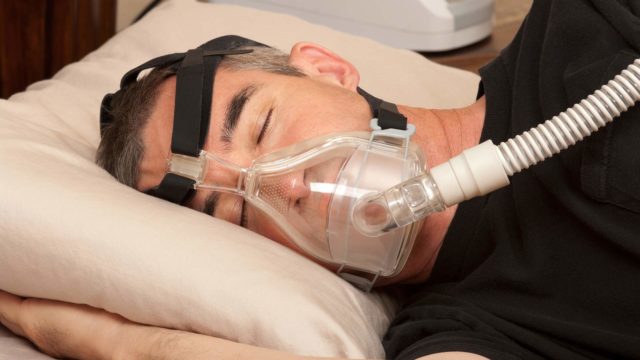 Uniapneasta väsymystä CPAP-laitteesta huolimatta
