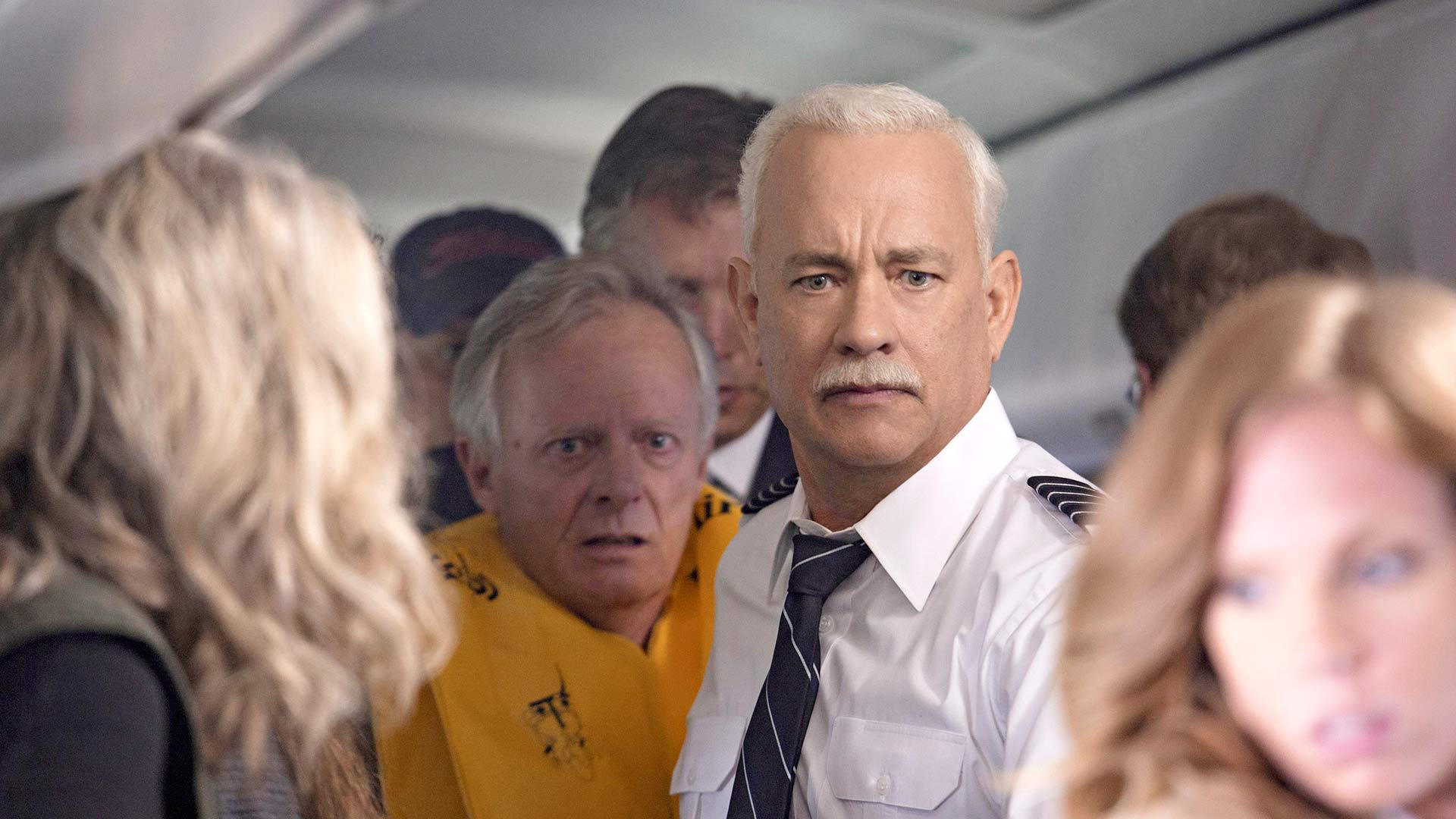 Tom Hanks näyttelee elokuvassa lentokapteeni Chesley ”Sully” Sullenbergeriä Sully – uroteko Hudson-joella.
