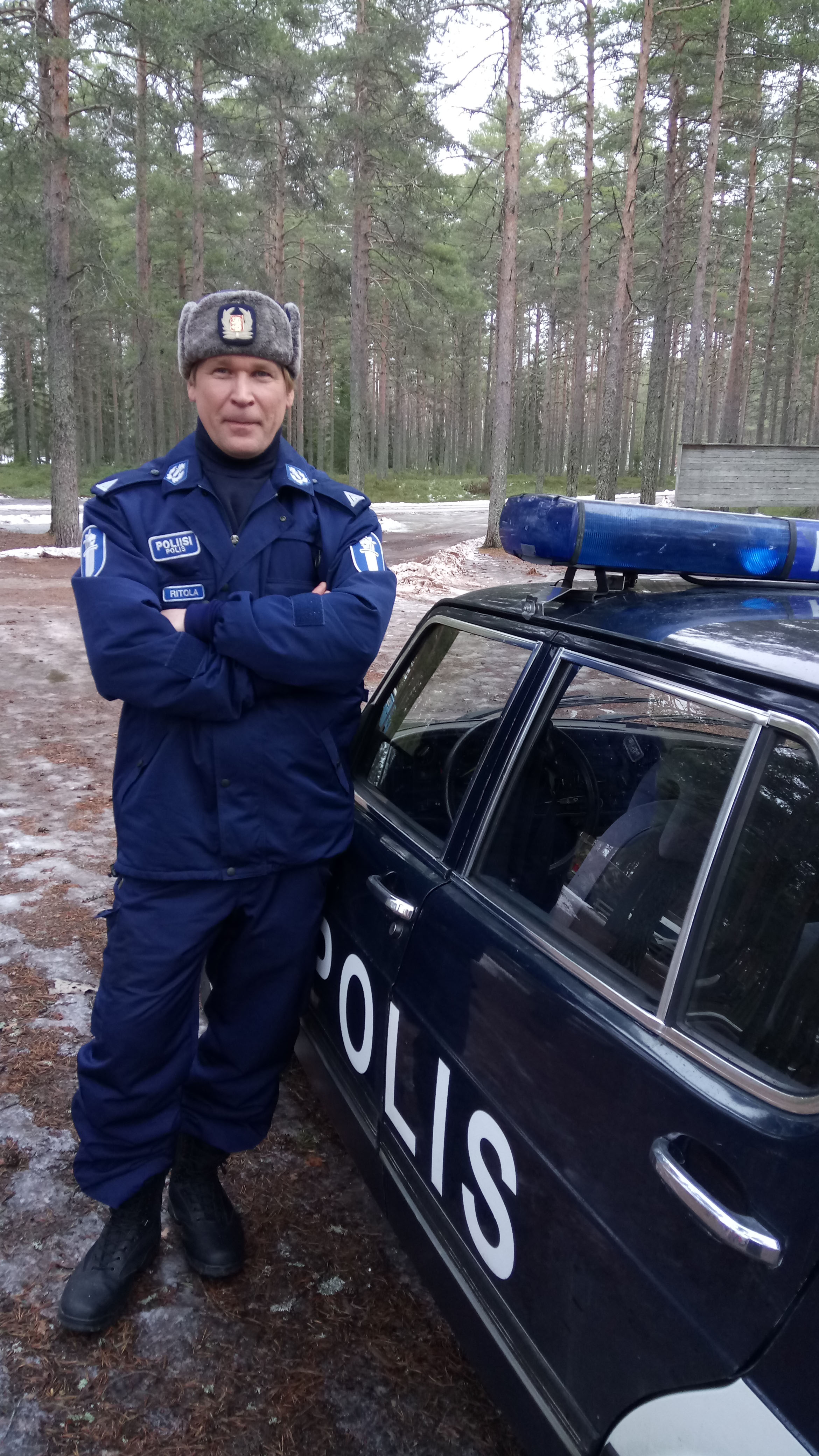 Matti Ristisen näyttelemän Jussi Ritolan elämä ajautuu sekasortoon rikostutkinnan myötä.
