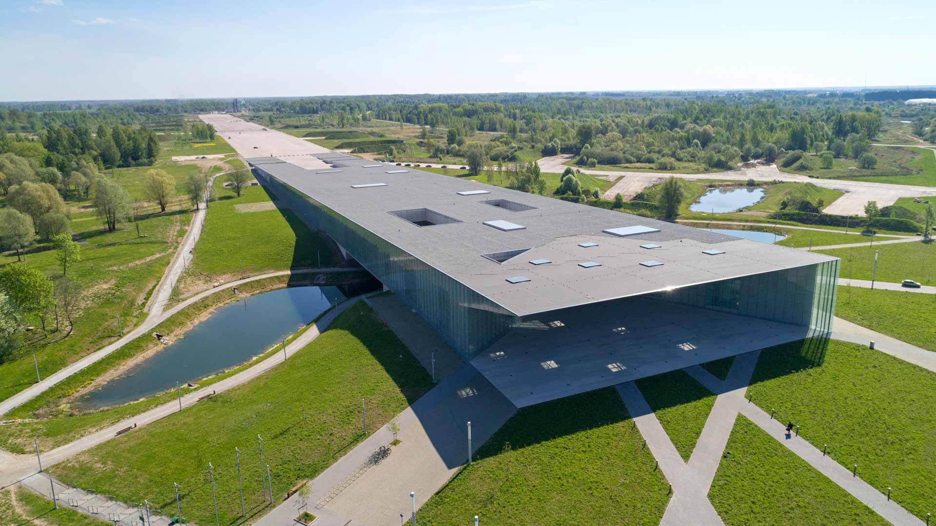 Viron kansallismuseo kiehtoo arkkitehtuurillaan ja näyttelyillään.