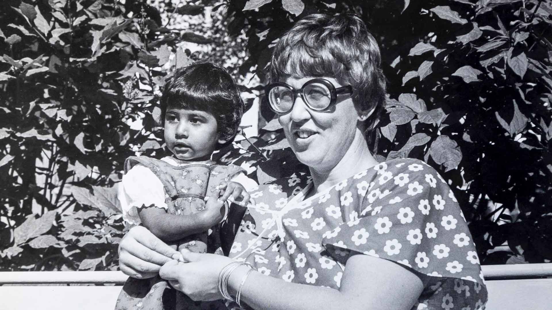 Etni Khan ja Riitta 1980-luvun alussa.
