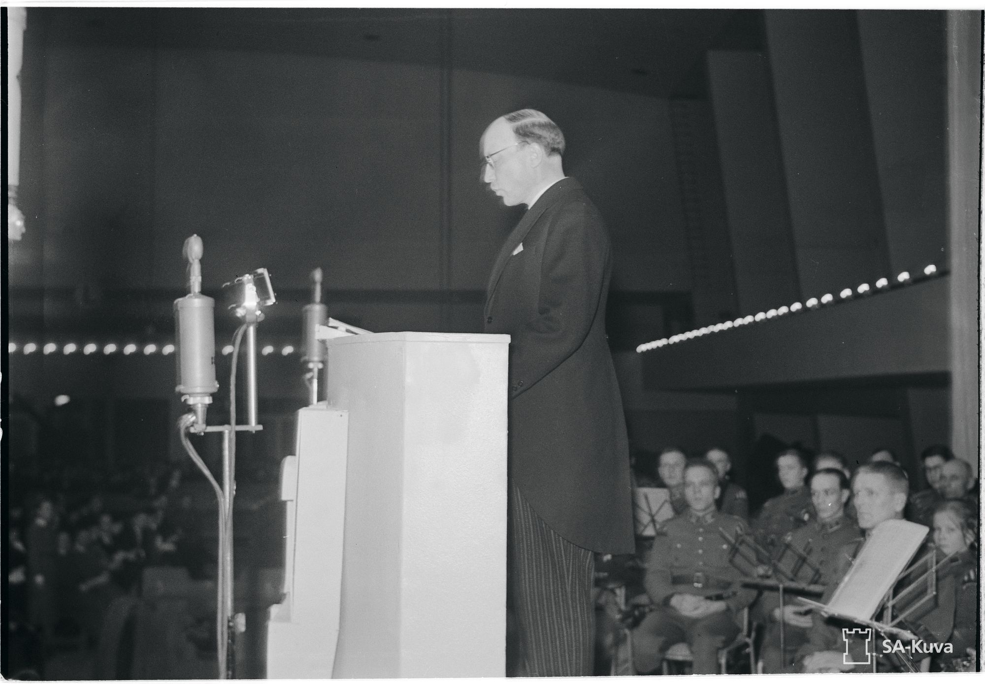Presidentti Risto Ryti piti vuoden 1941 itsenäisyyspäivän juhlapuheen Helsingin Messuhallissa. © SA-kuva