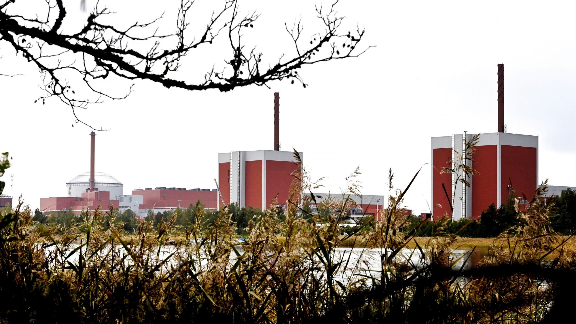 Ydinvoiman osuus sähköntuotannossa kasvaa, kun Olkiluodon ydinvoimalan kolmosyksikkö Eurajoella otetaan kaupalliseen käyttöön kesällä 2022. © Heikki Saukkomaa/Lehtikuva