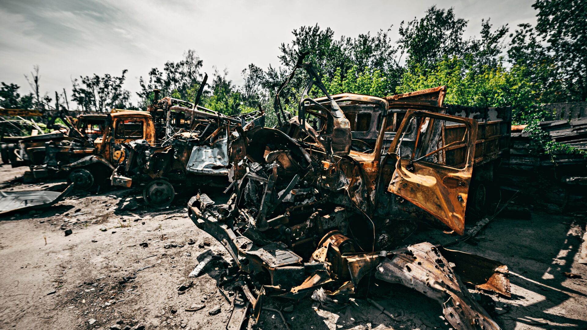 Venäläiset tuhosivat ajoneuvot ukrainassa
