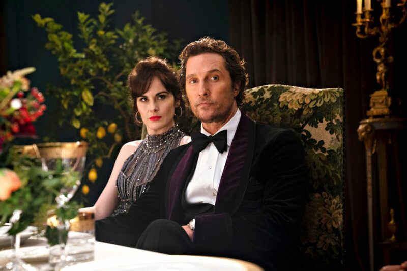 Downton Abbeystä tuttu Michelle Dockery näyttelee Matthew McConaugheyn tulkitseman huumepomon vaimoa. © Nelosen kuvapalvelu