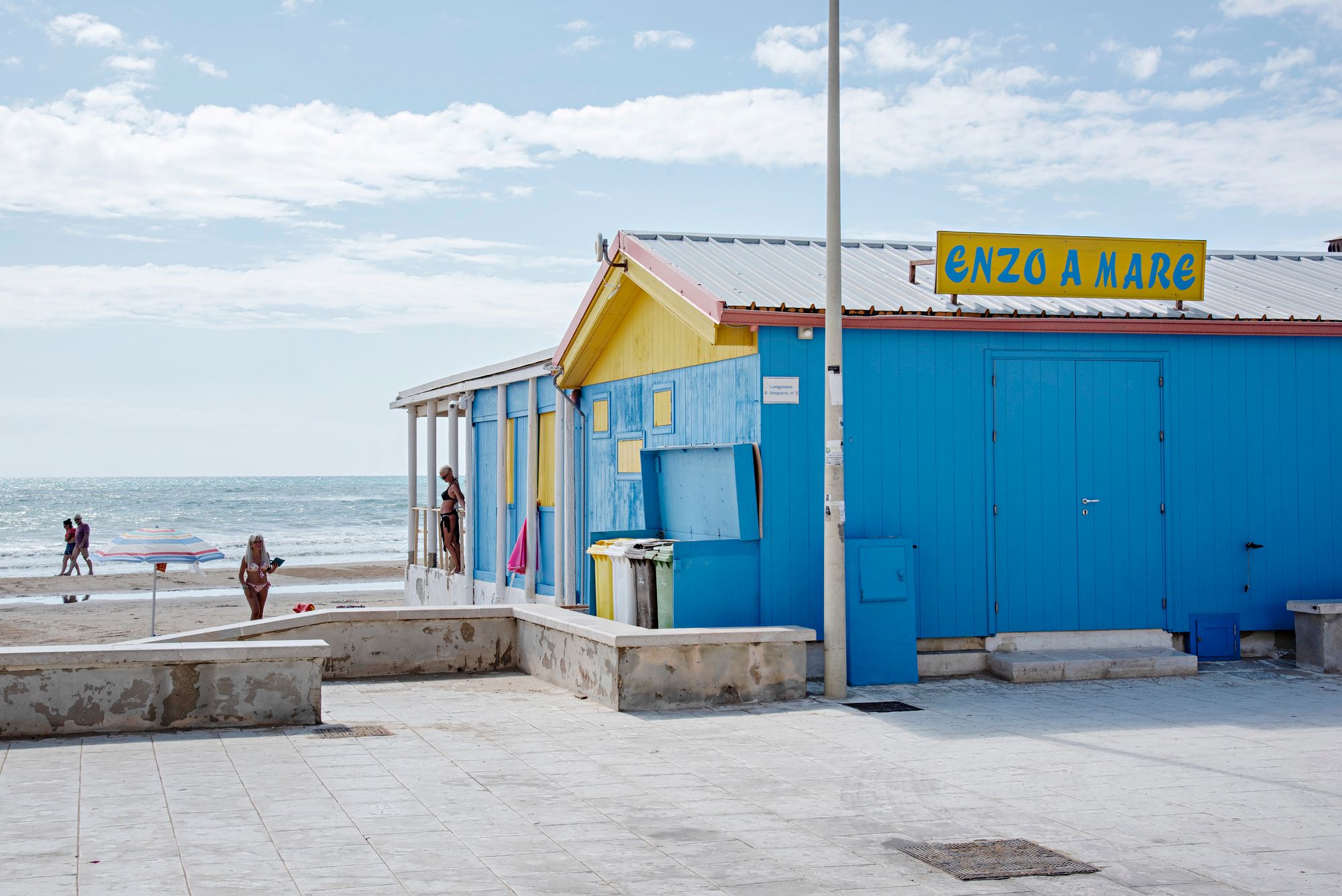 Montalbano: komissaarion lempiravintola löytyy helposti Punta Seccan rantakadulta. © Susa Junnola