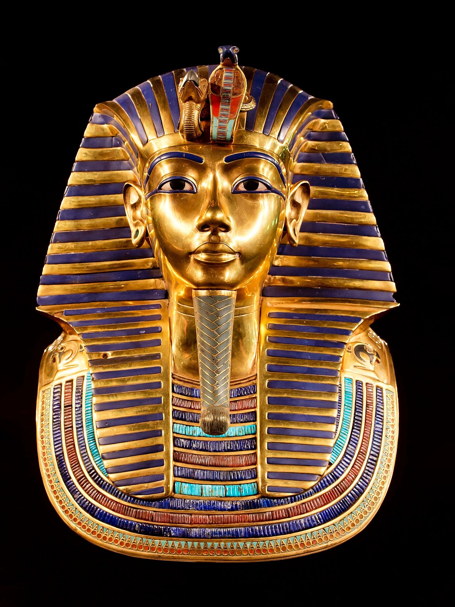 Faarao Tutankhamon tunnetaan kultaisesta naamiostaan. © MVPhotos