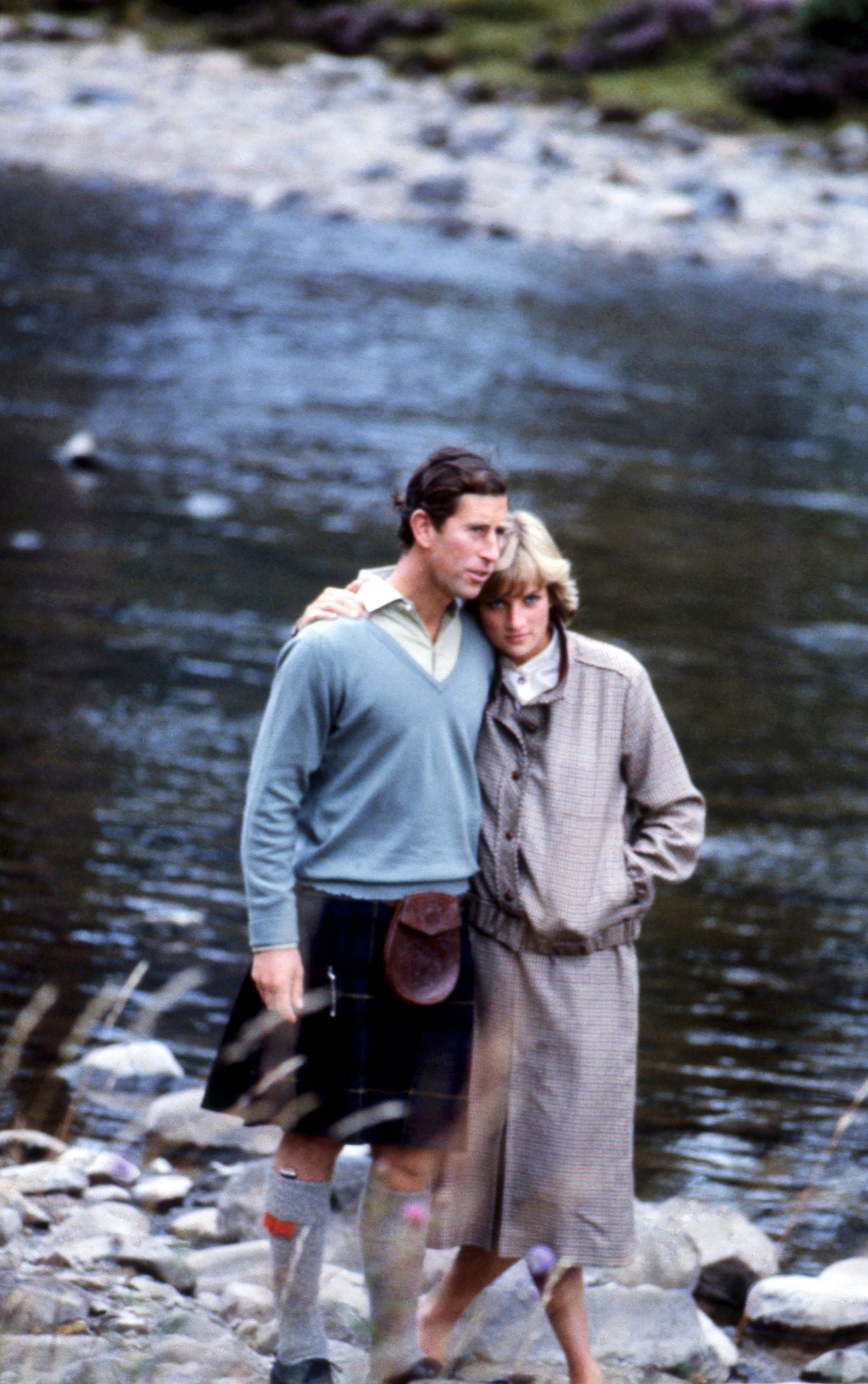 Vaikea avioliitto prinsessa Dianan kanssa heijastui Charlesin maineeseen. Tuore aviopari lähti häämatkalle Balmoraliin 1981.  © John Scott / Camerapress / MVPhotos