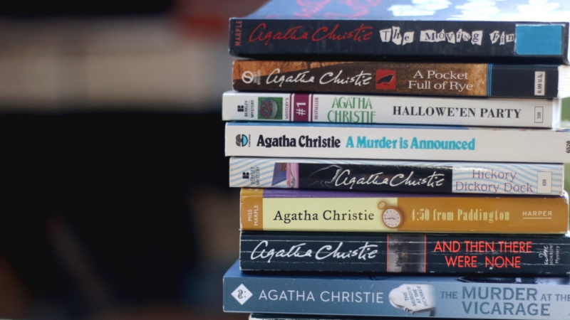 Agatha Christien kirjoja